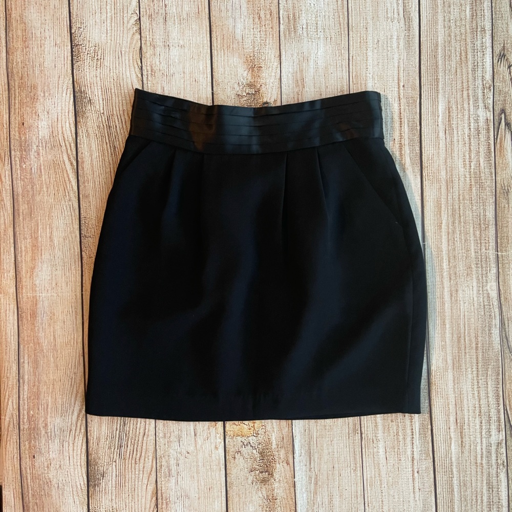 XXI black skirt. Size S